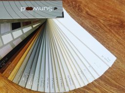 a picture of venetian blind colour swatch of blinds